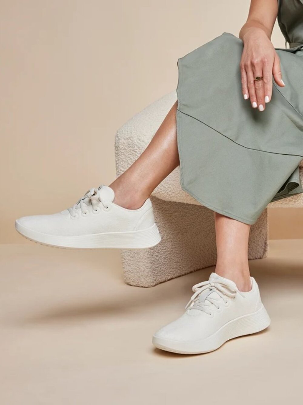 allbirds Cream Wool Runner Sneakers W7